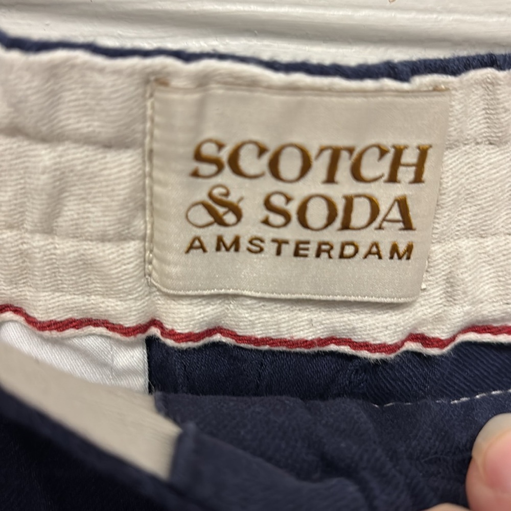 Scotch and soda Men's Navy Blue Casual Shorts - Picture 5 of 9